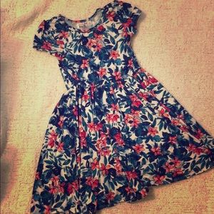 Great for Christmas! Dot dot smile dress size 3/4